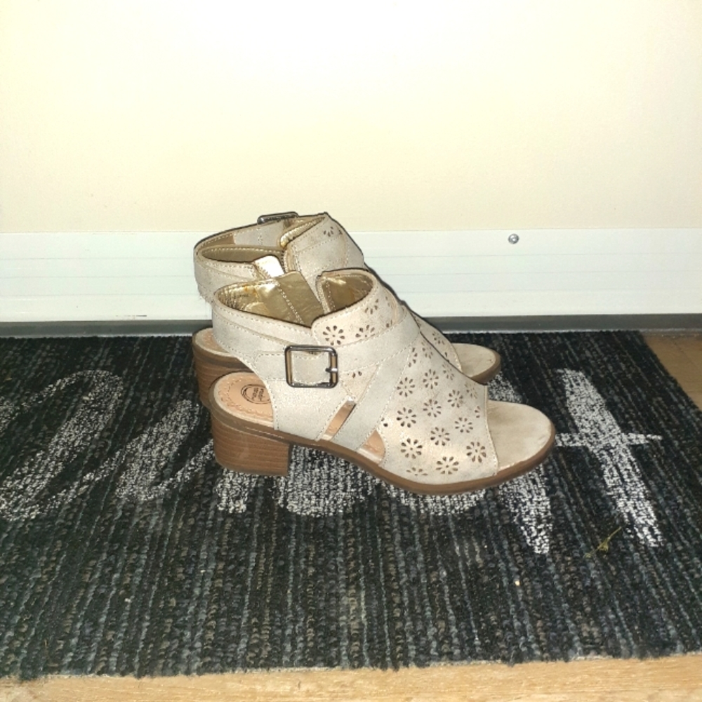 Youth size shoes